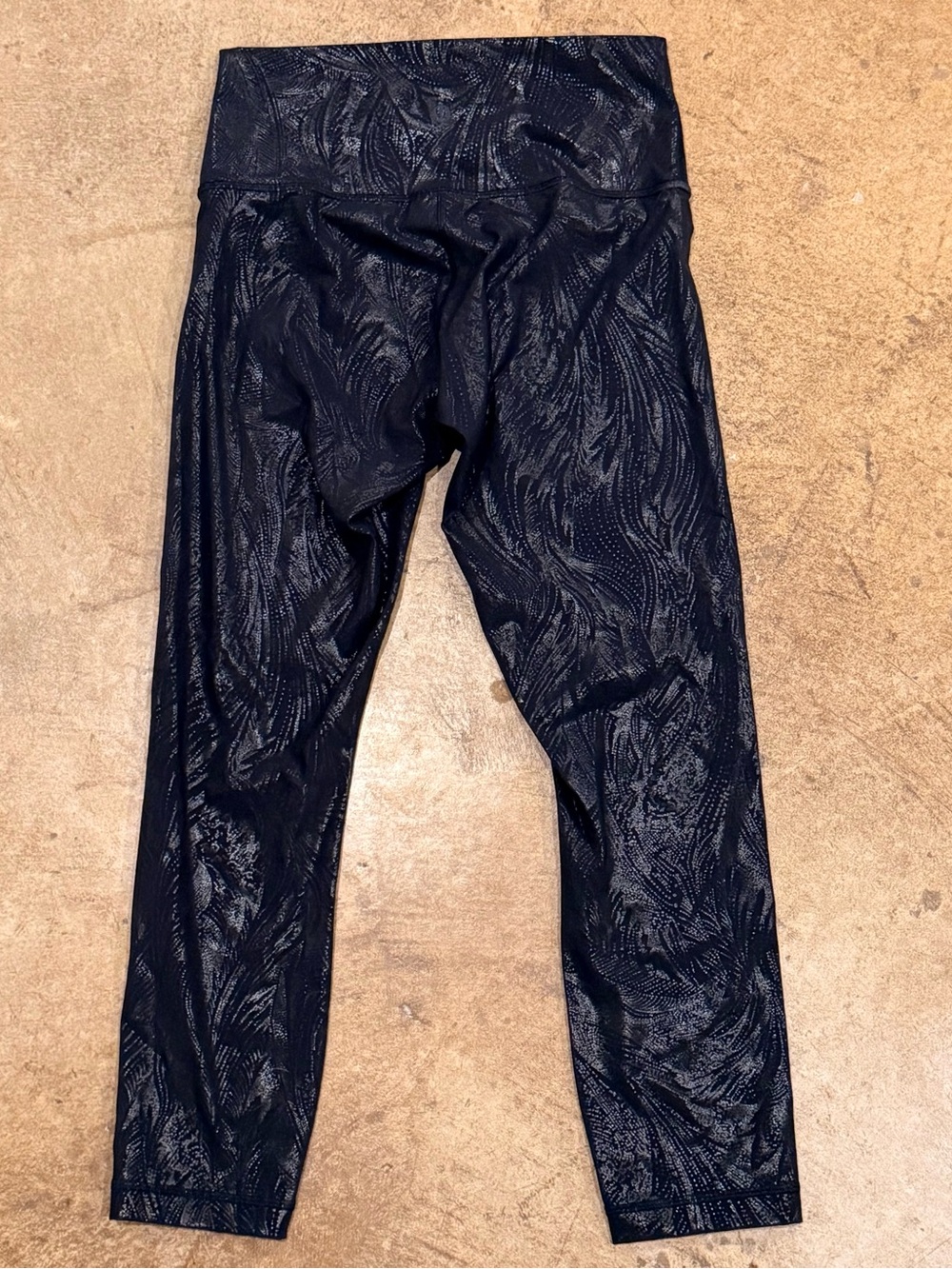 Lululemon Wunder Under High-Rise Crop 23" *Shine size 6 - Picture 2 of 6